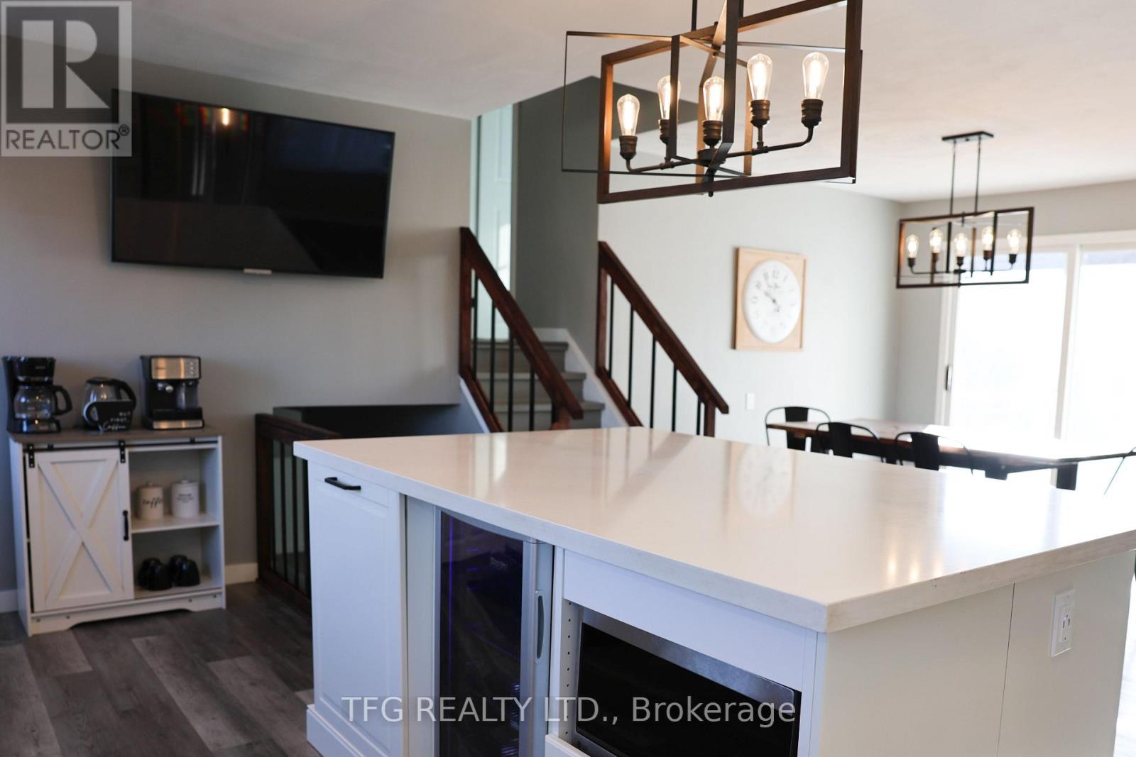 386 Mount Nebo Road, Kawartha Lakes (Omemee), Ontario  K0L 2W0 - Photo 11 - X12491128