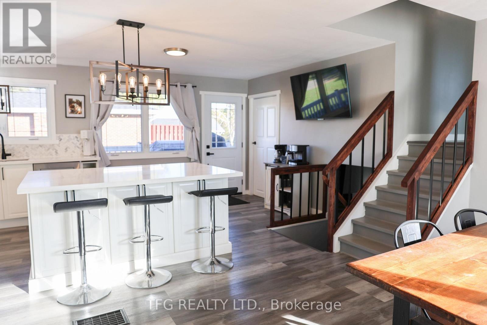 386 Mount Nebo Road, Kawartha Lakes (Omemee), Ontario  K0L 2W0 - Photo 12 - X12491128