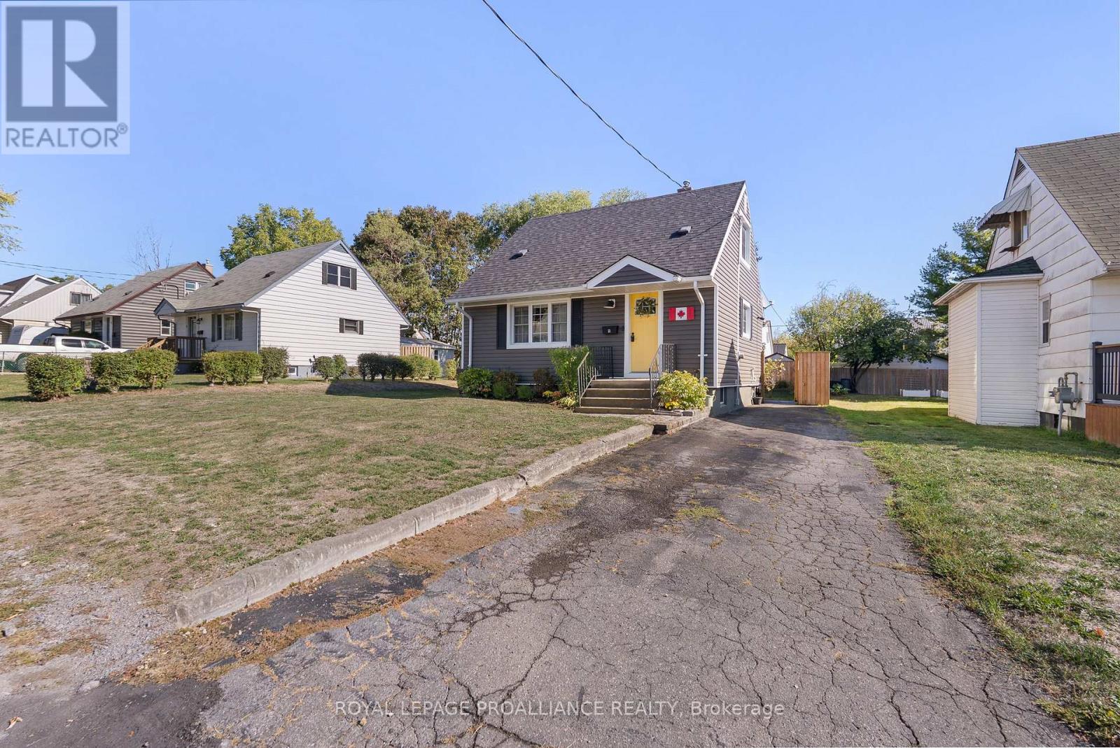 11 Fifth Street, Belleville, Ontario  K8N 4S2 - Photo 25 - X12491274