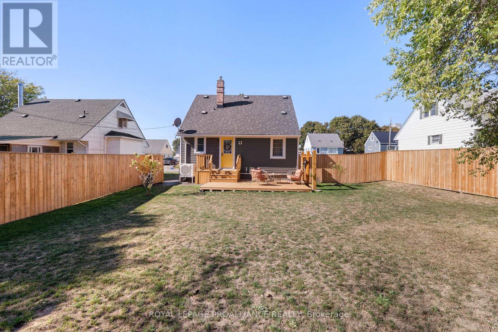 11 Fifth Street, Belleville, Ontario  K8N 4S2 - Photo 29 - X12491274