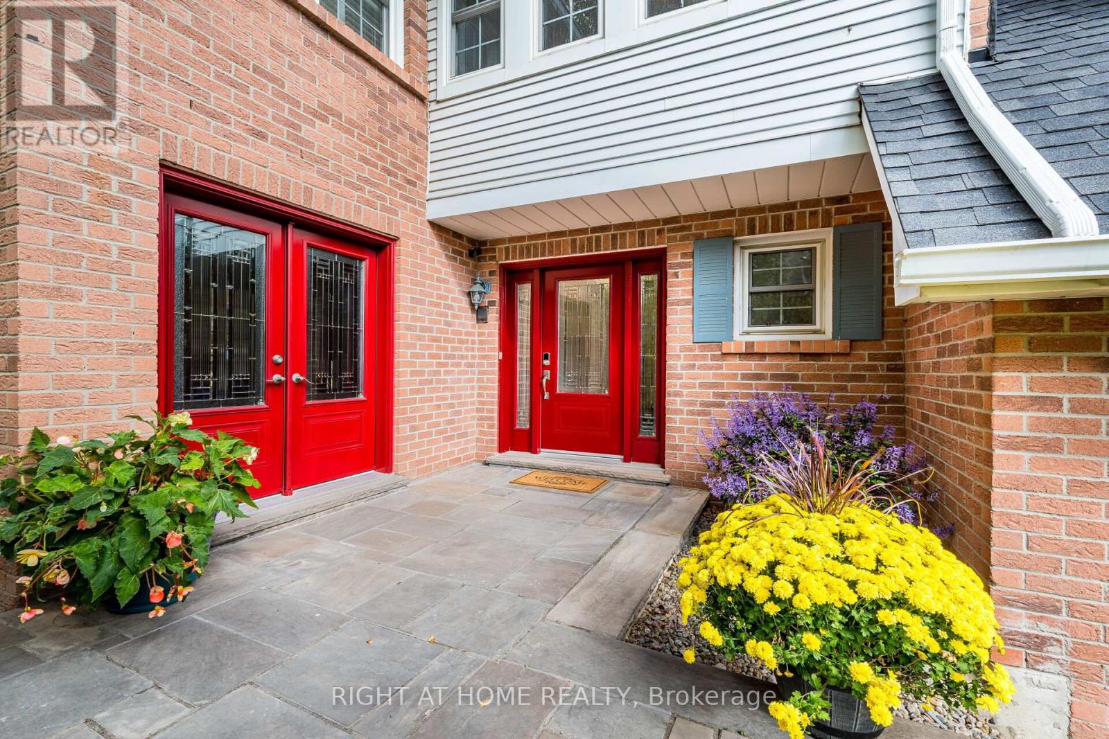 51 Redwood Lane, Markham (Unionville), Ontario  L3R 3Z1 - Photo 6 - N12490888