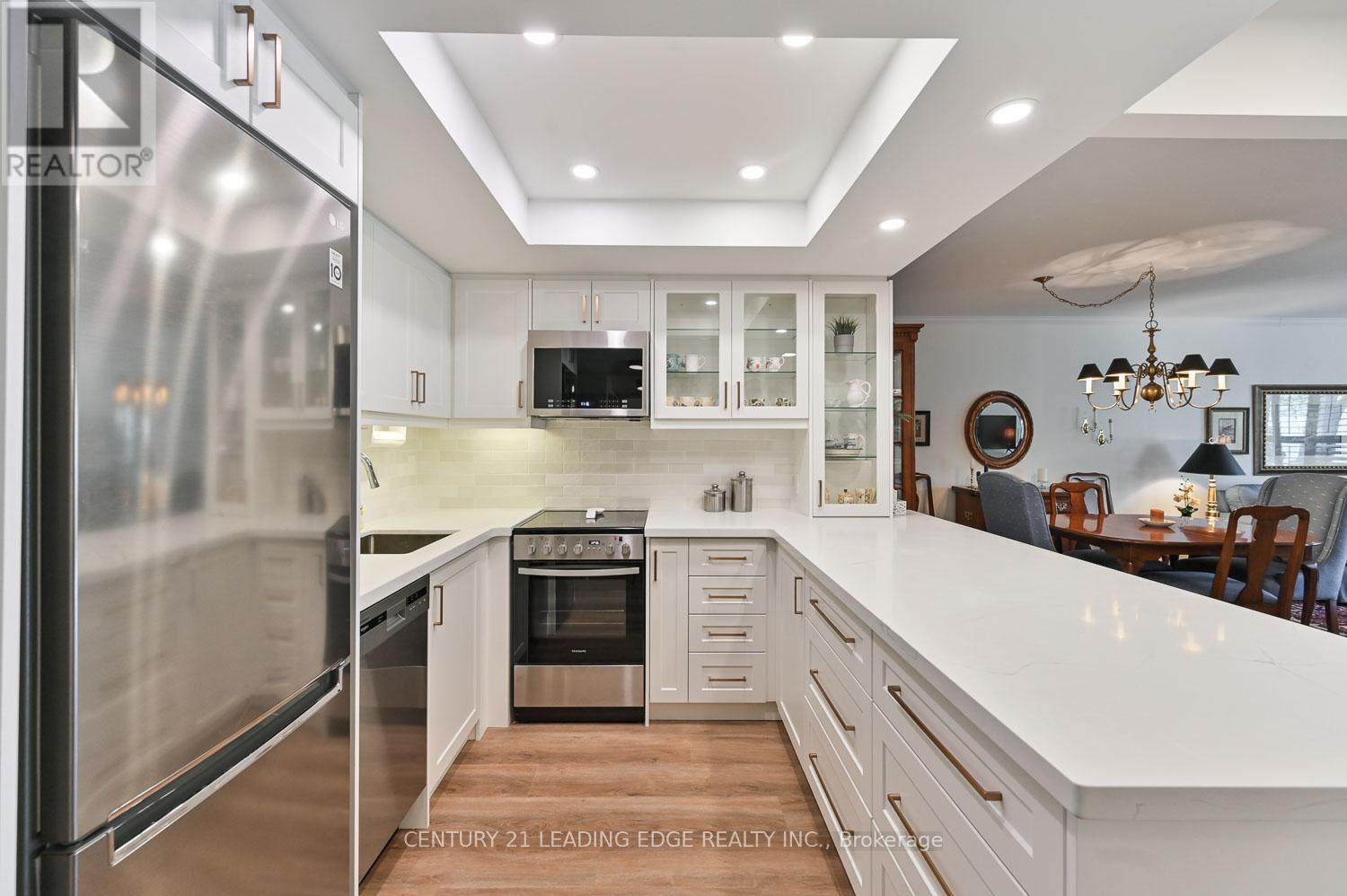 105 - 100 Anna Russell Way, Markham, Ontario  L3R 6C7 - Photo 10 - N12490898