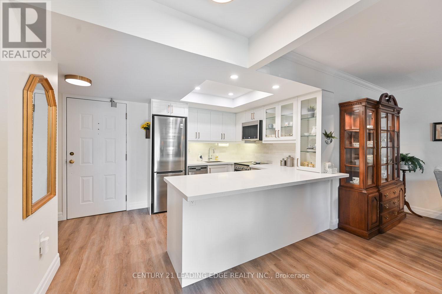 105 - 100 Anna Russell Way, Markham, Ontario  L3R 6C7 - Photo 12 - N12490898