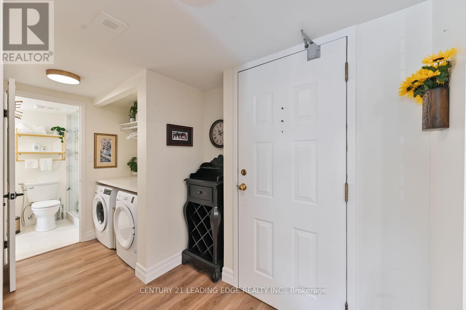 105 - 100 Anna Russell Way, Markham, Ontario  L3R 6C7 - Photo 7 - N12490898