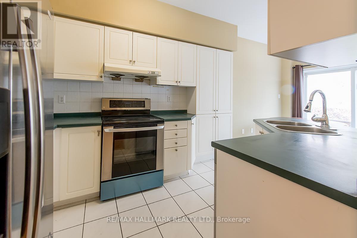 26 Thornbush Court, Richmond Hill, Ontario  L4S 1Z7 - Photo 17 - N12490906