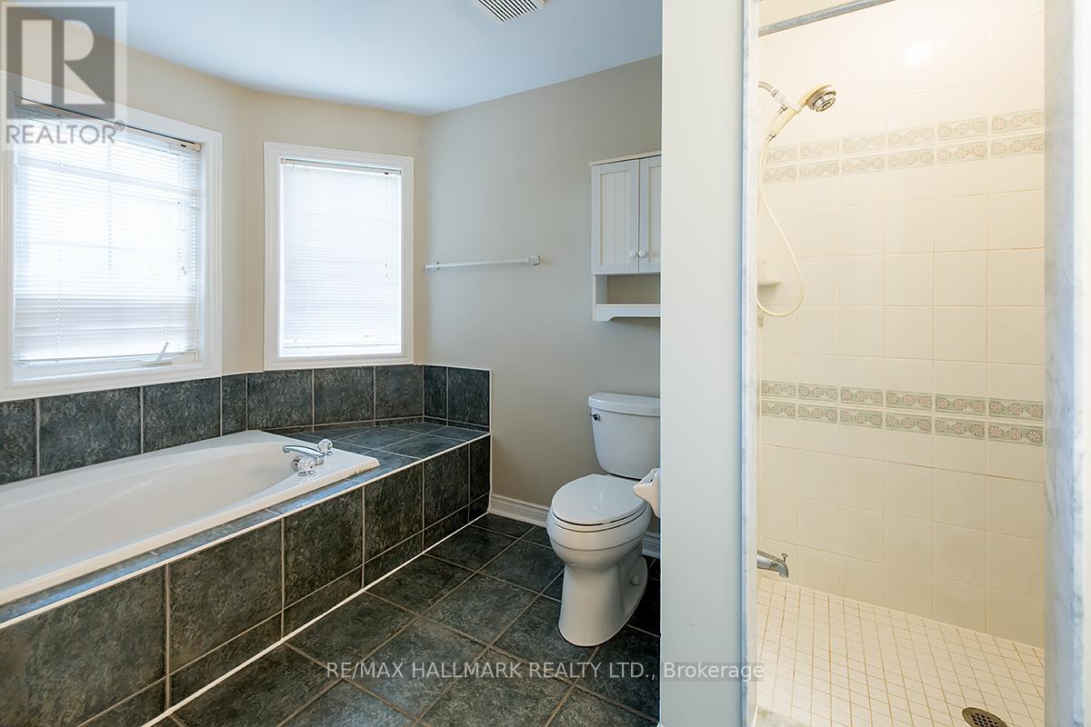 26 Thornbush Court, Richmond Hill, Ontario  L4S 1Z7 - Photo 25 - N12490906