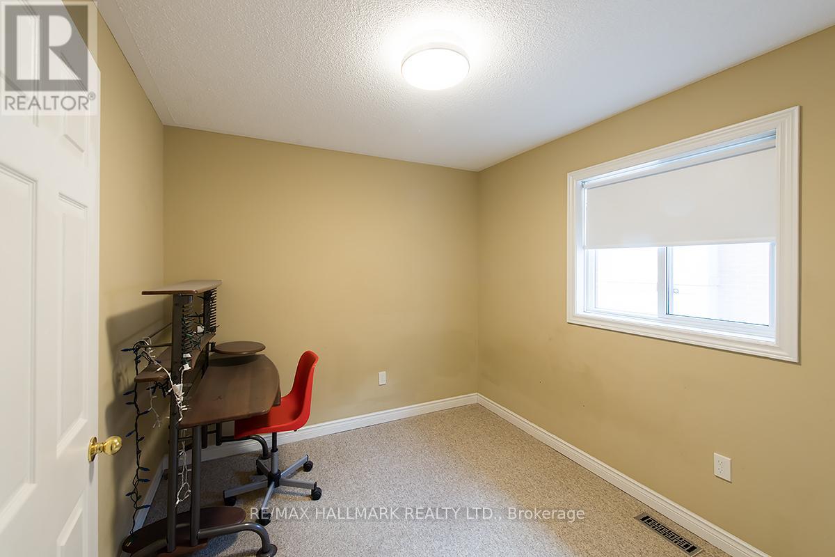 26 Thornbush Court, Richmond Hill, Ontario  L4S 1Z7 - Photo 26 - N12490906