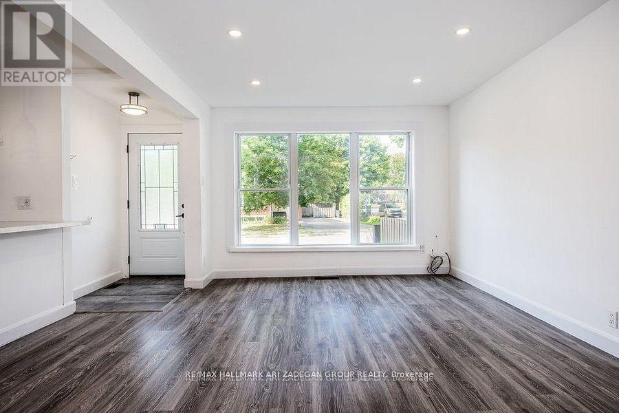 MAIN FL - 47 NEWBURY DRIVE, Newmarket, Ontario