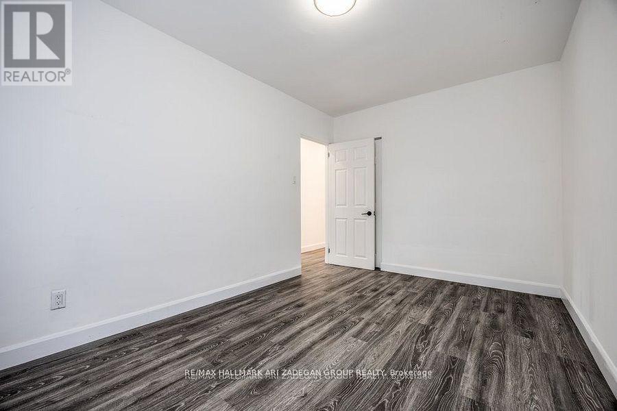 Main Fl - 47 Newbury Drive, Newmarket, Ontario  L3Y 4P9 - Photo 13 - N12490932