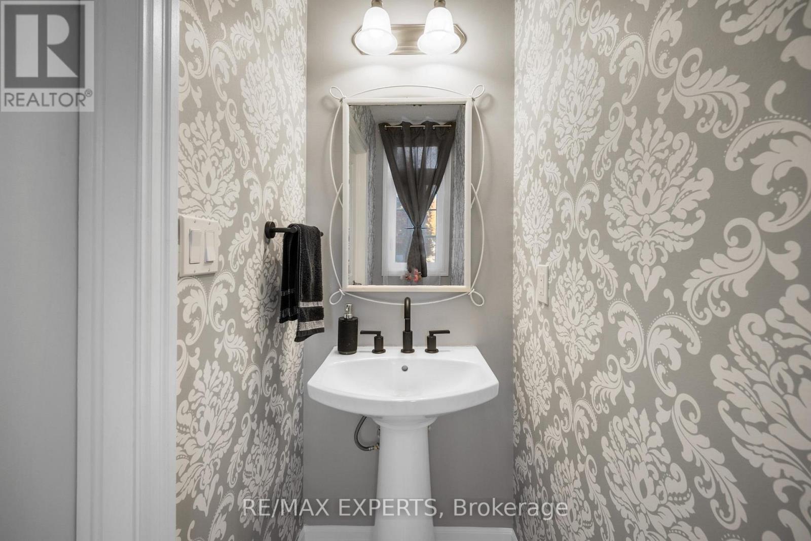 50 Lilly Valley Crescent, King (King City), Ontario  L7B 0B5 - Photo 19 - N12490950