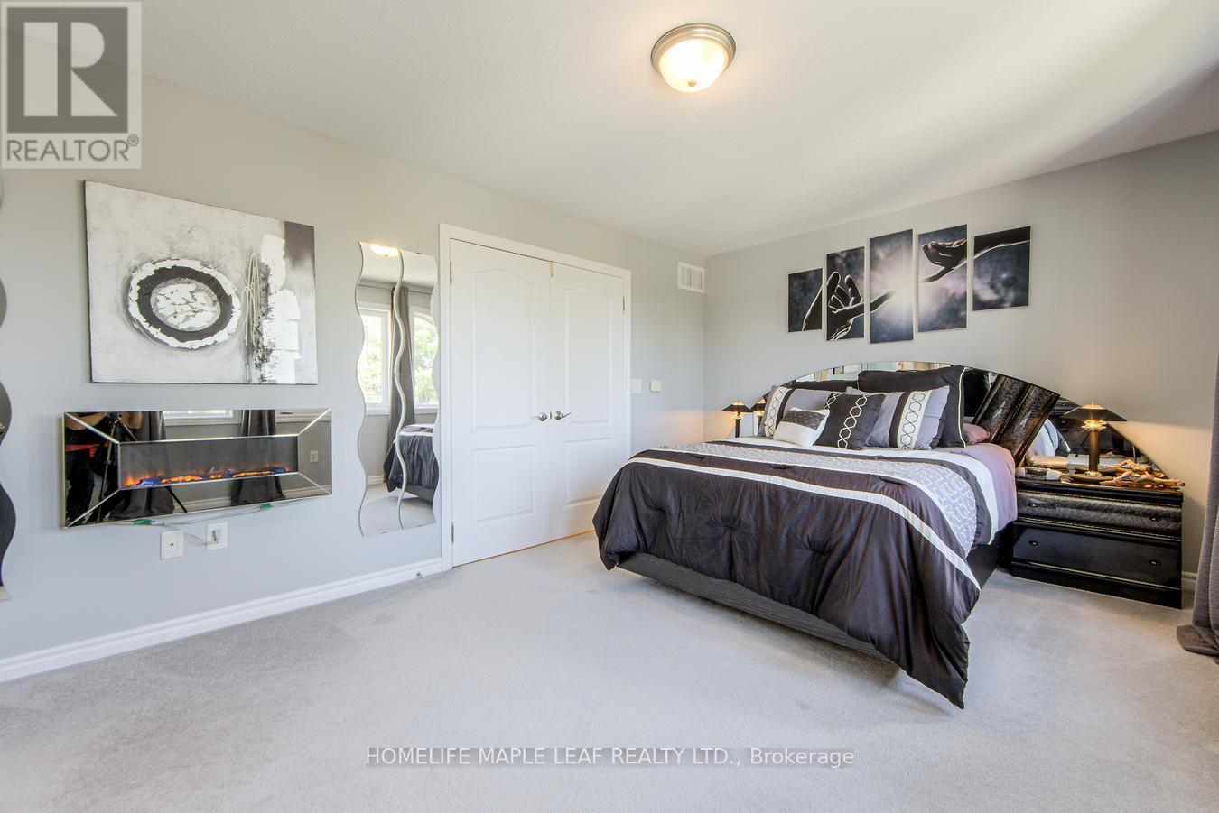 37 Saint Avenue, Bradford West Gwillimbury, Ontario  L3Z 3E6 - Photo 27 - N12490976