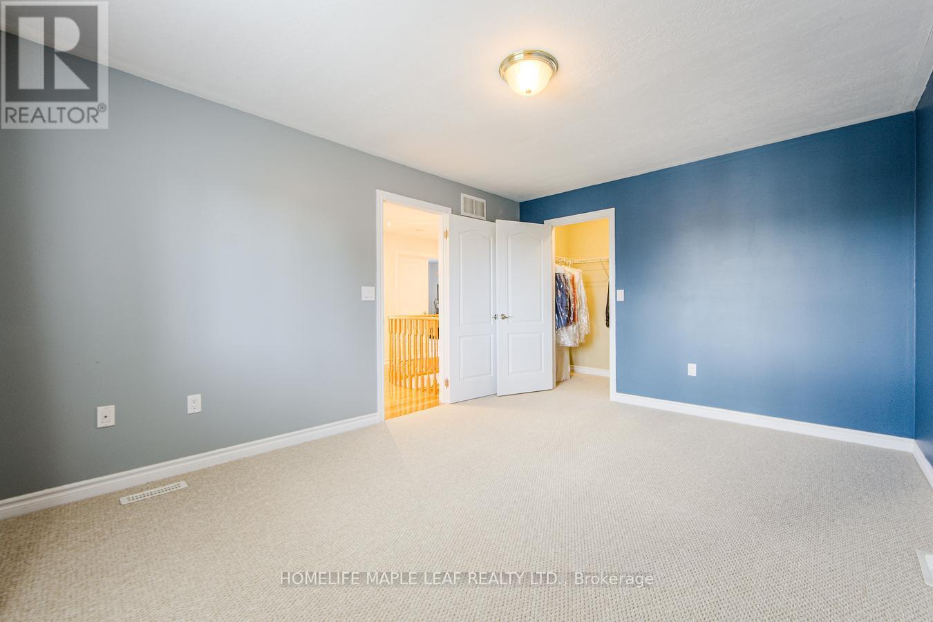 37 Saint Avenue, Bradford West Gwillimbury, Ontario  L3Z 3E6 - Photo 32 - N12490976