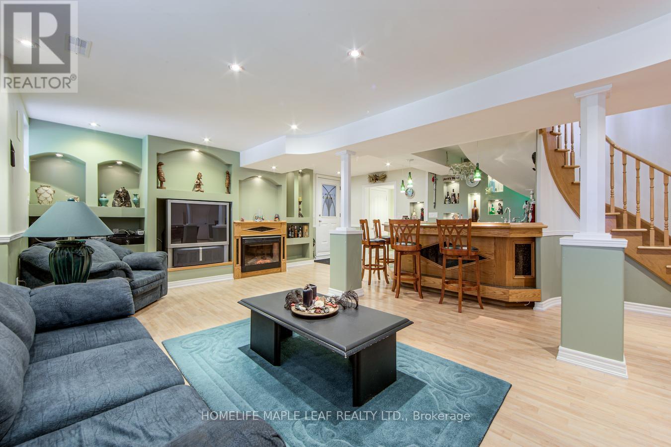 37 Saint Avenue, Bradford West Gwillimbury, Ontario  L3Z 3E6 - Photo 39 - N12490976