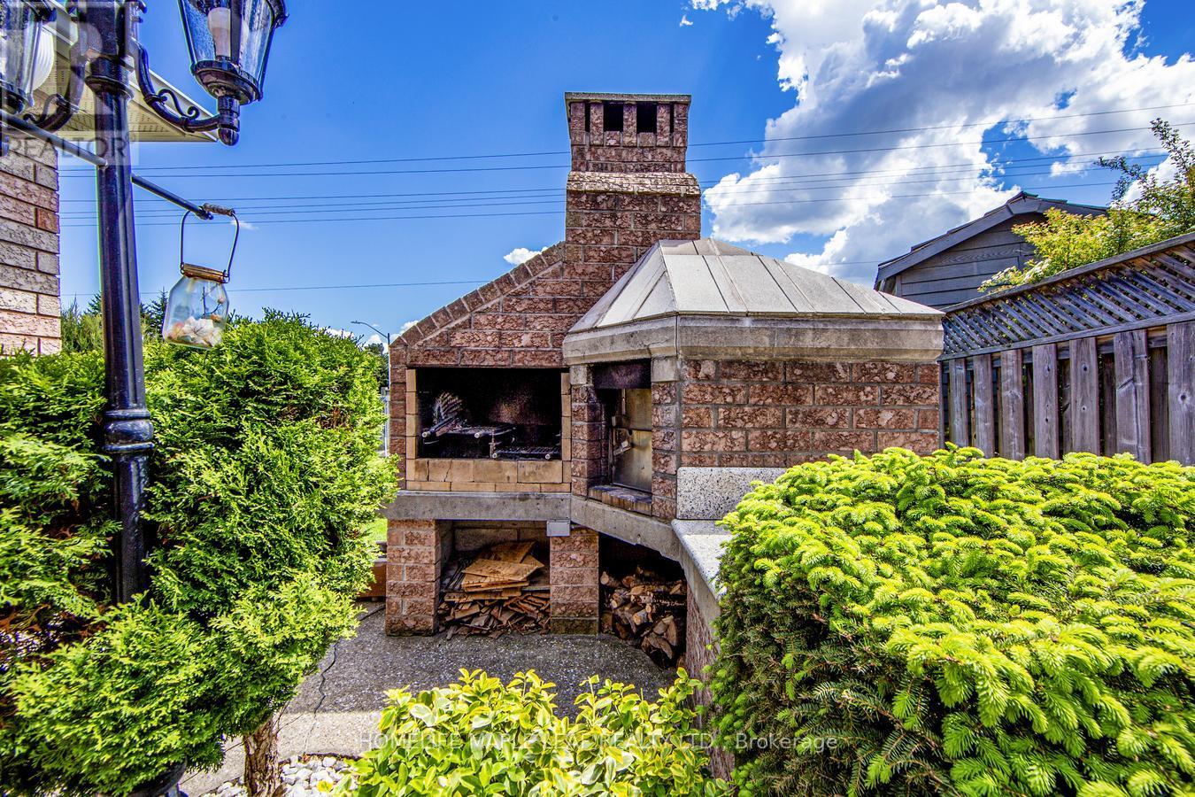 37 Saint Avenue, Bradford West Gwillimbury, Ontario  L3Z 3E6 - Photo 46 - N12490976