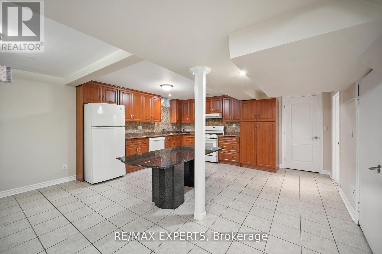 118 Chancellor Drive, Vaughan, Ontario  L4L 7N5 - Photo 31 - N12491004