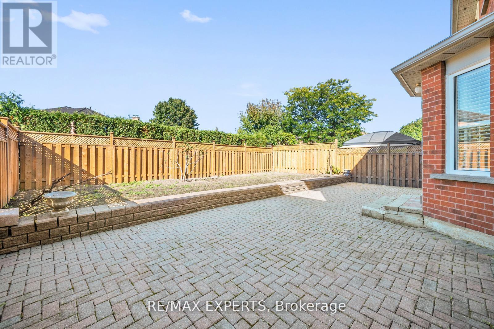 118 Chancellor Drive, Vaughan, Ontario  L4L 7N5 - Photo 38 - N12491004