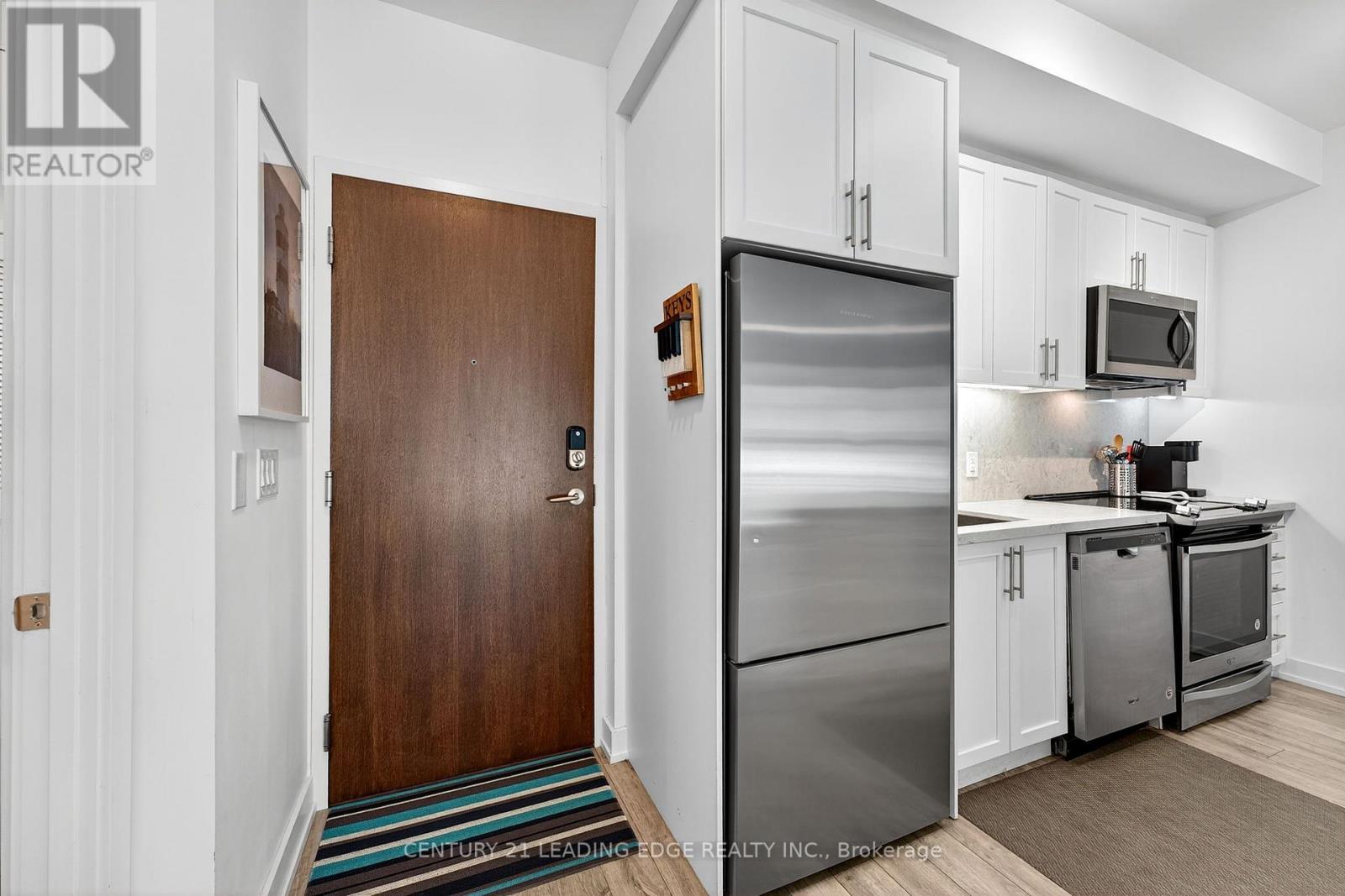 D120 - 333 Sea Ray Avenue, Innisfil, Ontario  L9S 0M3 - Photo 6 - N12351903