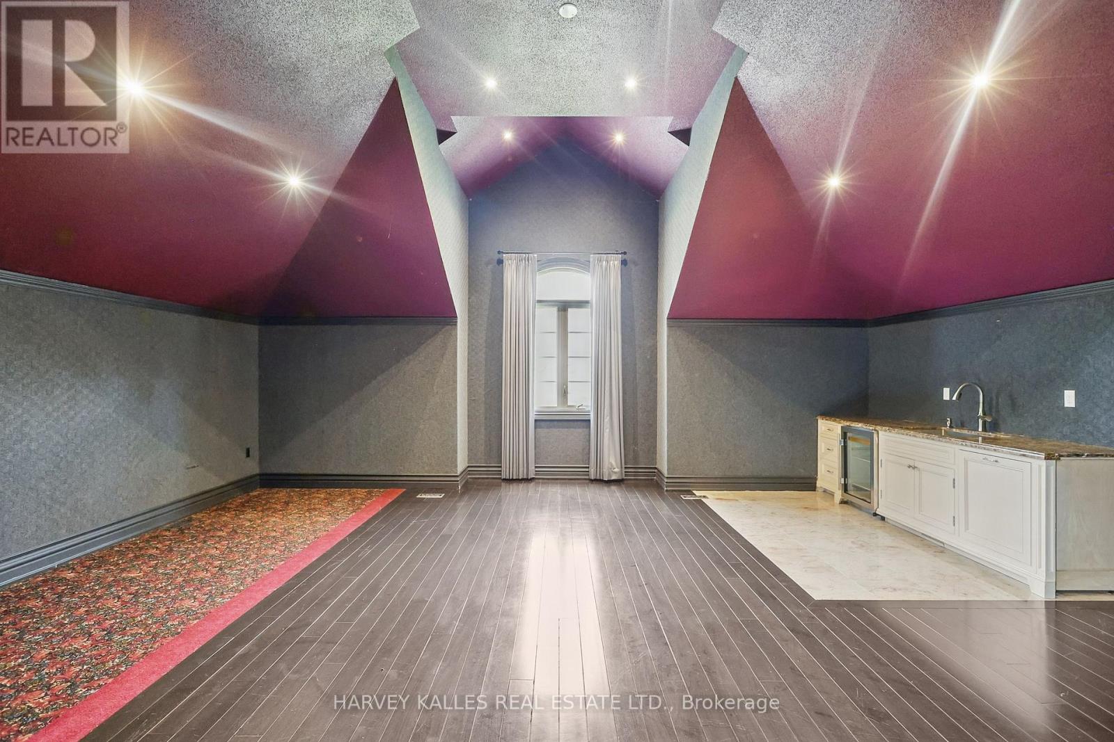 443 Dearbourne Avenue, King, Ontario  L7B 1A3 - Photo 23 - N12490732