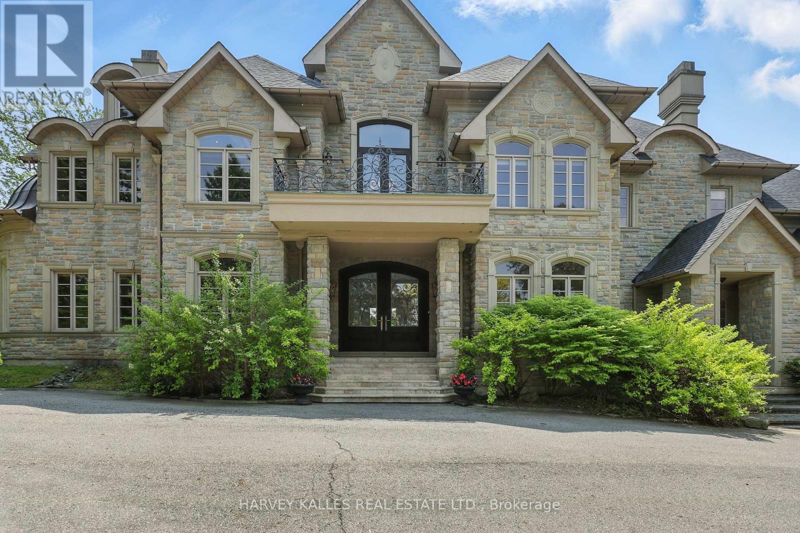 443 Dearbourne Avenue, King, Ontario  L7B 1A3 - Photo 3 - N12490732