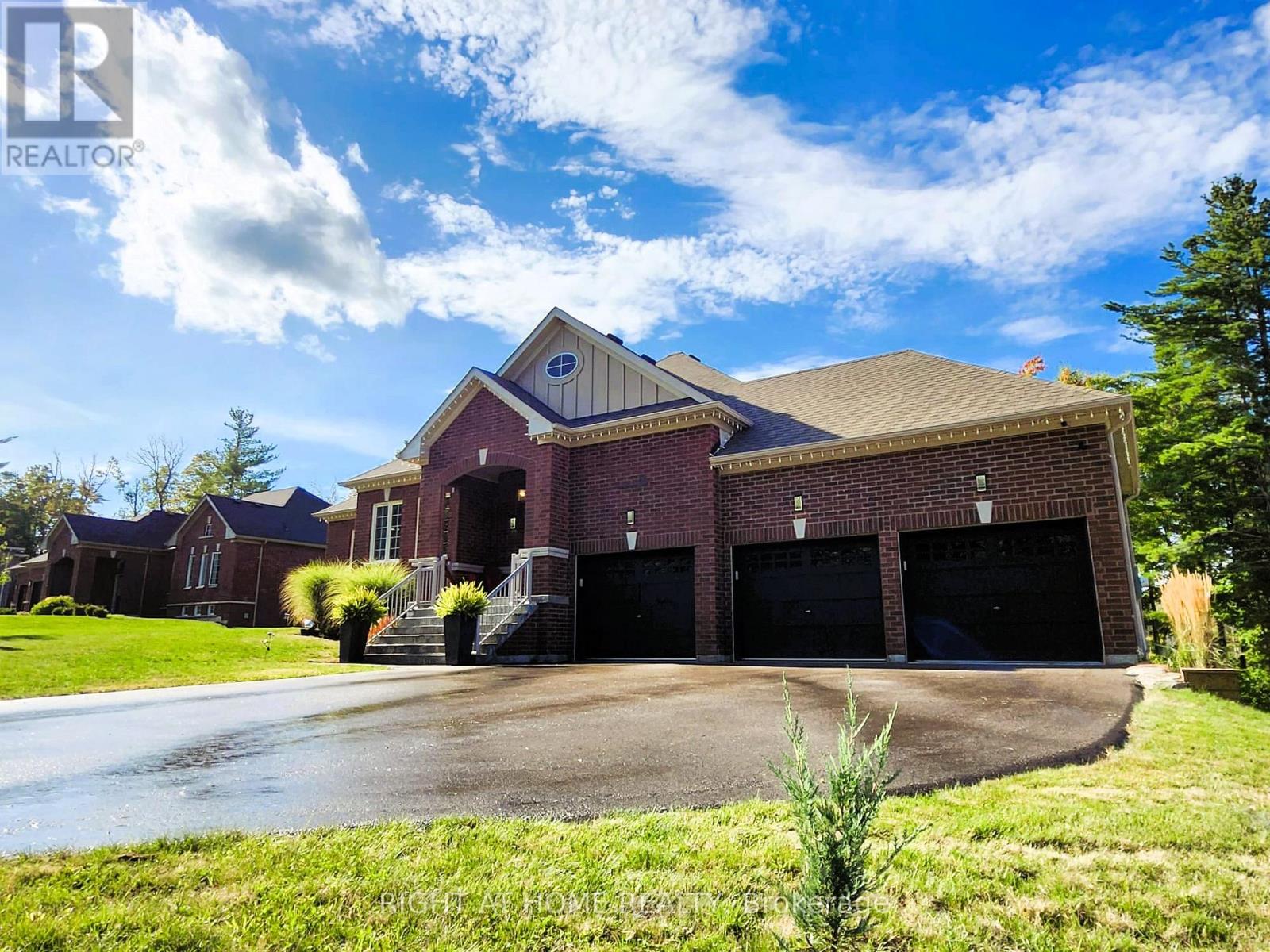 84 DIAMOND VALLEY DRIVE, oro-medonte (sugarbush), Ontario