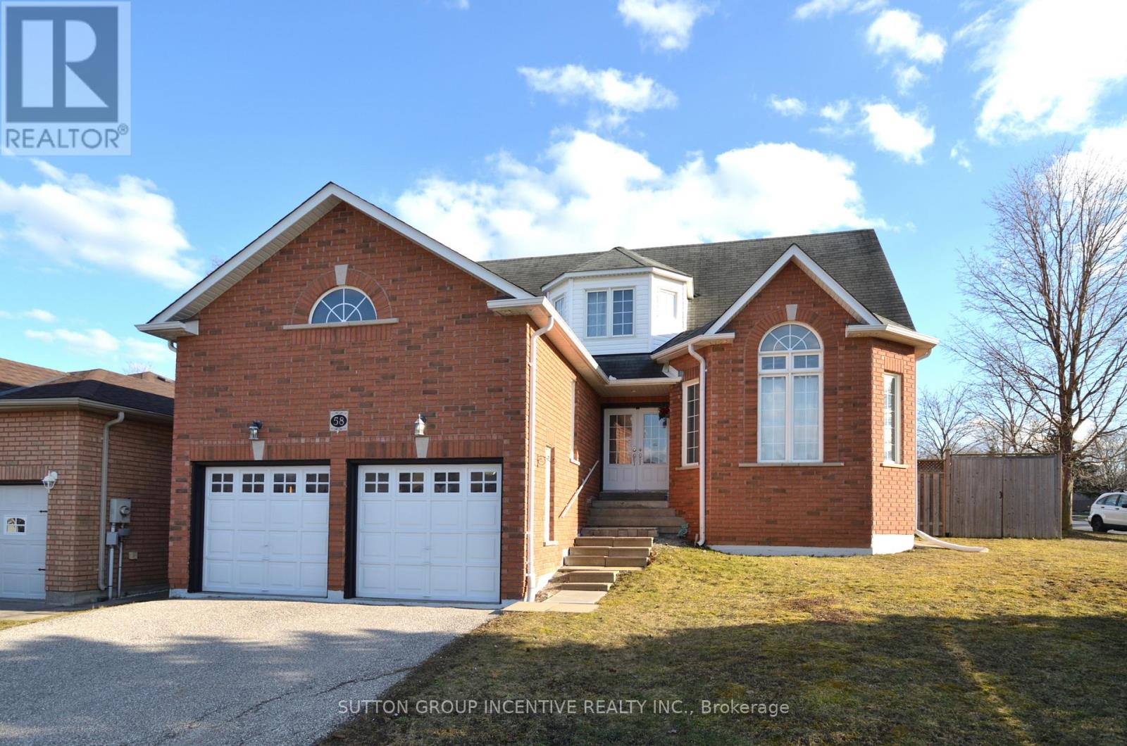 58 BLOXHAM PLACE, Barrie, Ontario