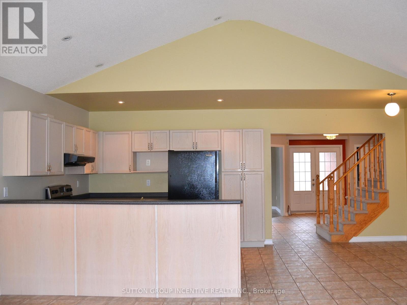 58 Bloxham Place, Barrie, Ontario  L4N 9K2 - Photo 11 - S12491008