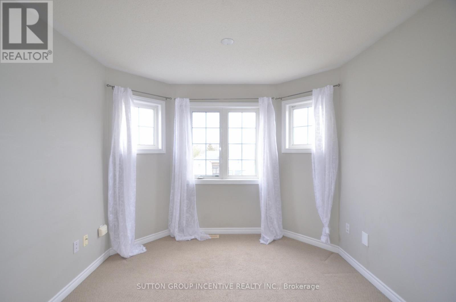 58 Bloxham Place, Barrie, Ontario  L4N 9K2 - Photo 18 - S12491008