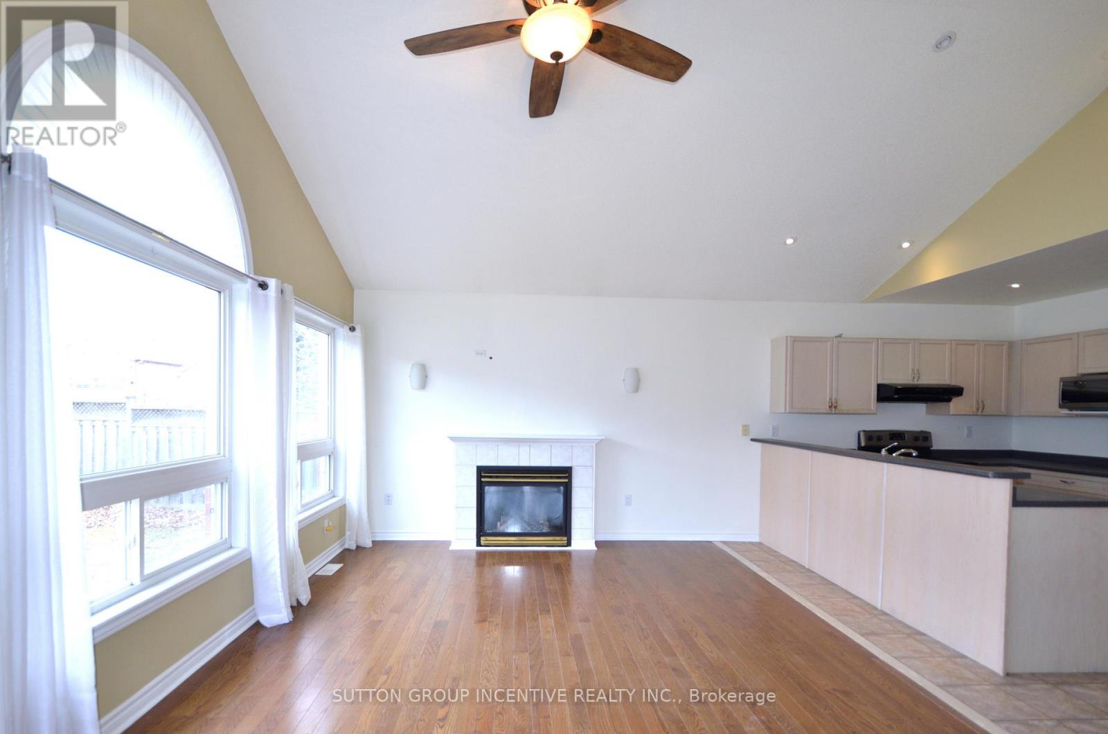 58 Bloxham Place, Barrie, Ontario  L4N 9K2 - Photo 8 - S12491008