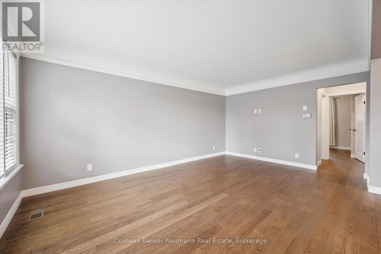 23 Collingwood Street, Guelph, Ontario  N1E 3R2 - Photo 19 - X12491248