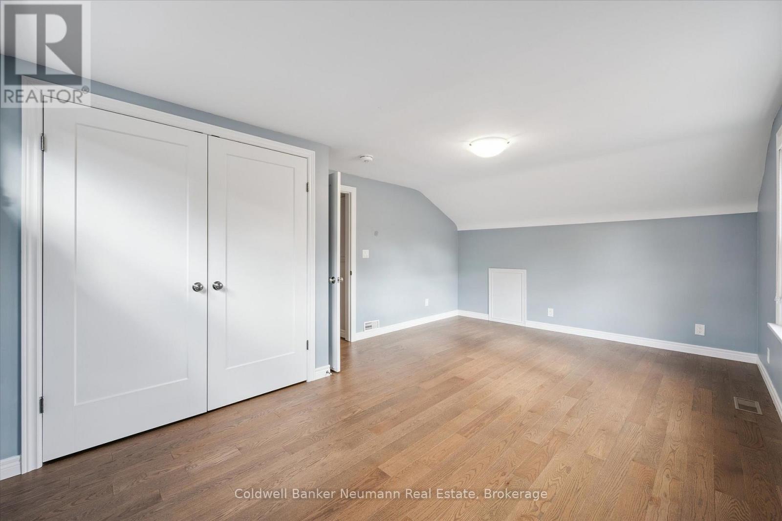 23 Collingwood Street, Guelph, Ontario  N1E 3R2 - Photo 31 - X12491248