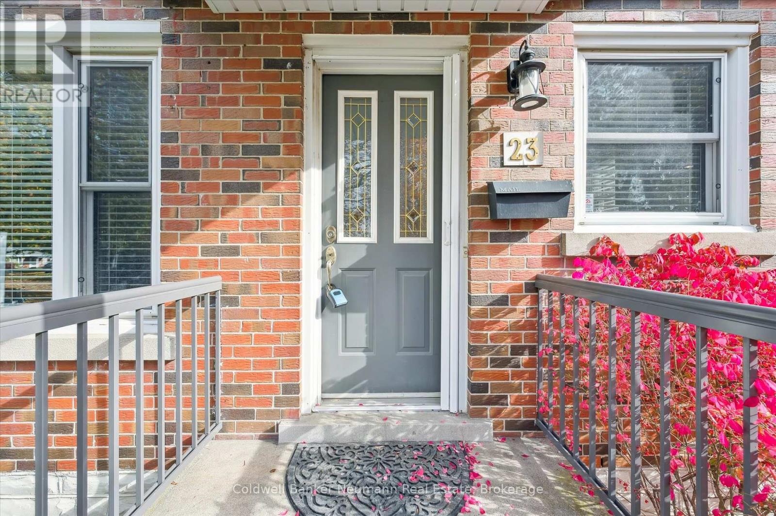 23 Collingwood Street, Guelph, Ontario  N1E 3R2 - Photo 44 - X12491248