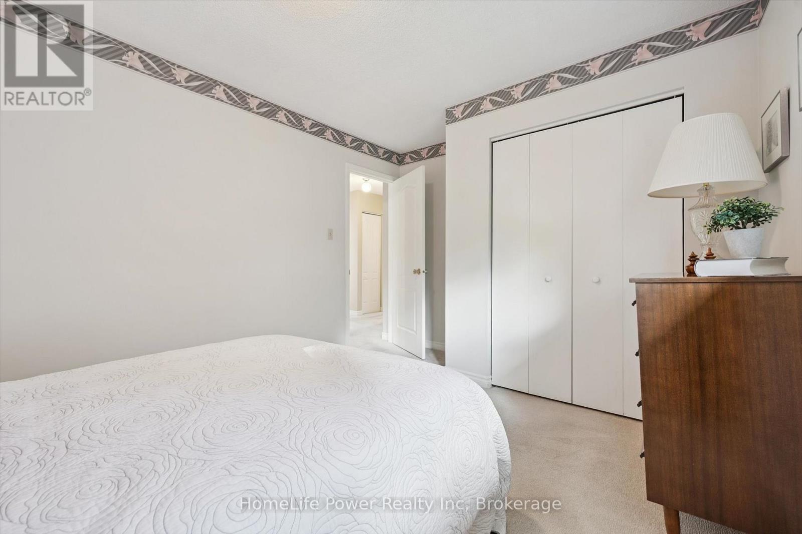 28 Matthew Drive, Guelph, Ontario  N1H 7L7 - Photo 25 - X12491354