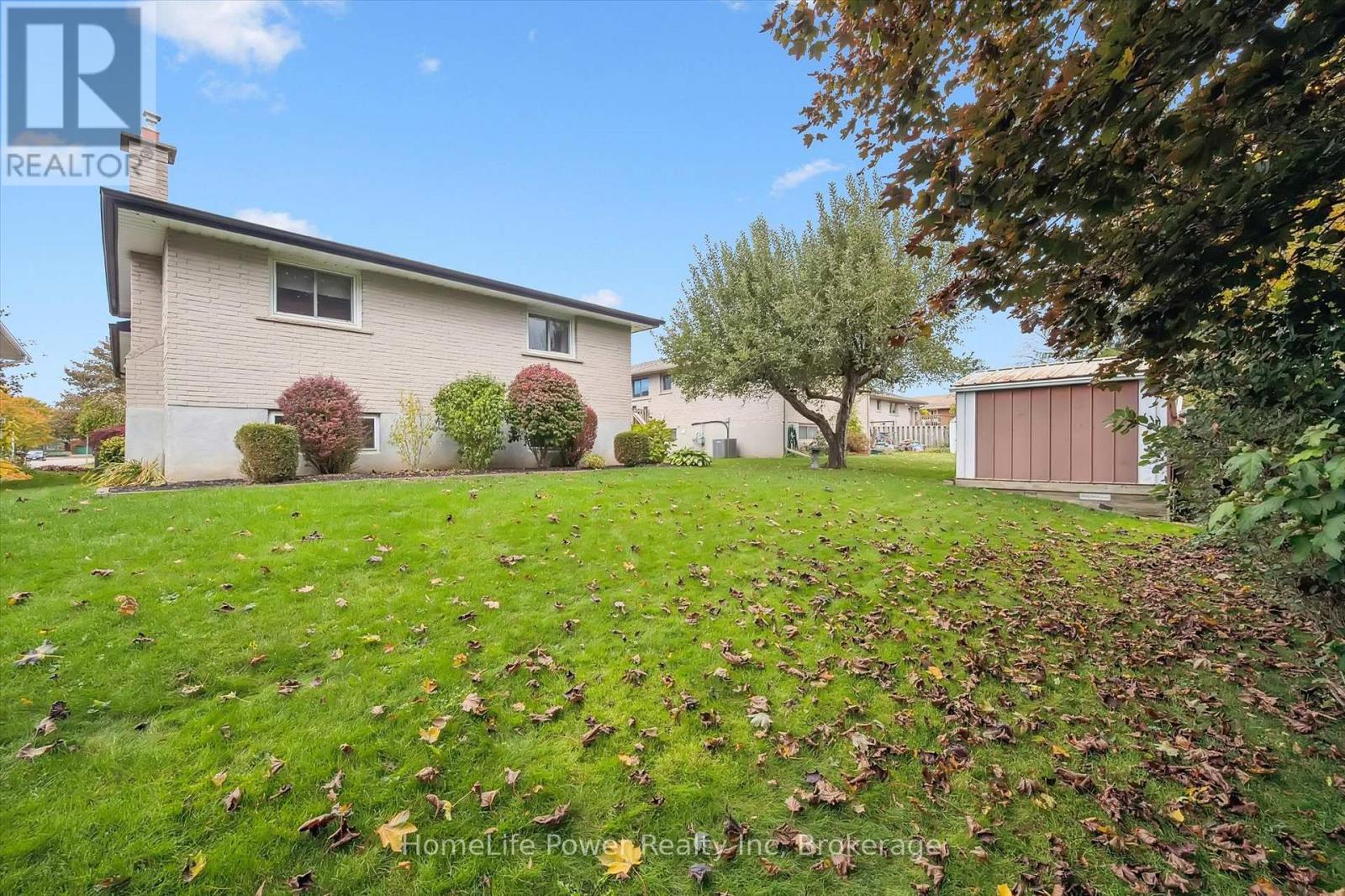 28 Matthew Drive, Guelph, Ontario  N1H 7L7 - Photo 42 - X12491354