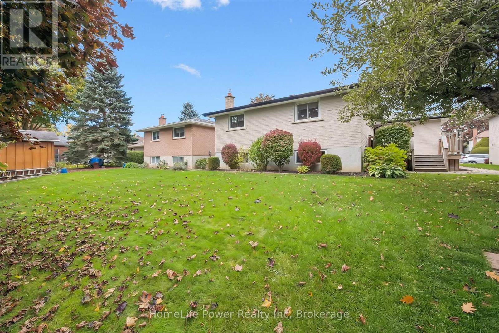28 Matthew Drive, Guelph, Ontario  N1H 7L7 - Photo 43 - X12491354