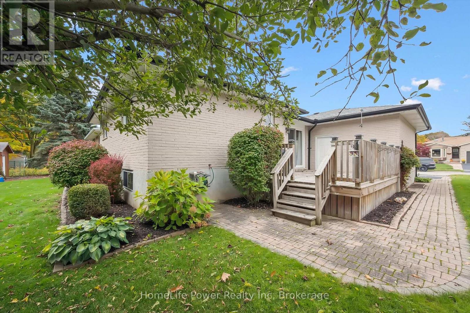 28 Matthew Drive, Guelph, Ontario  N1H 7L7 - Photo 44 - X12491354