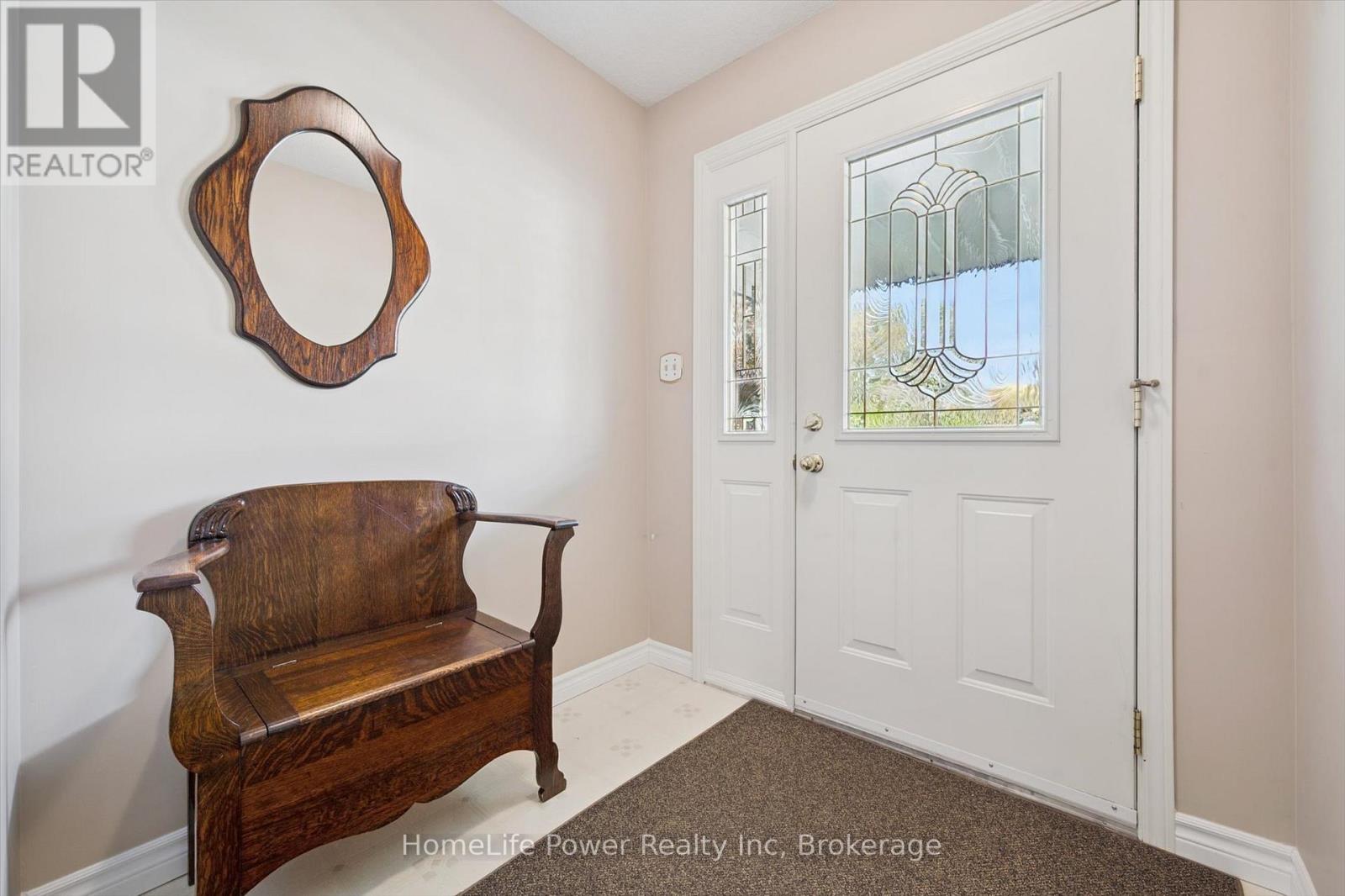 28 Matthew Drive, Guelph, Ontario  N1H 7L7 - Photo 9 - X12491354