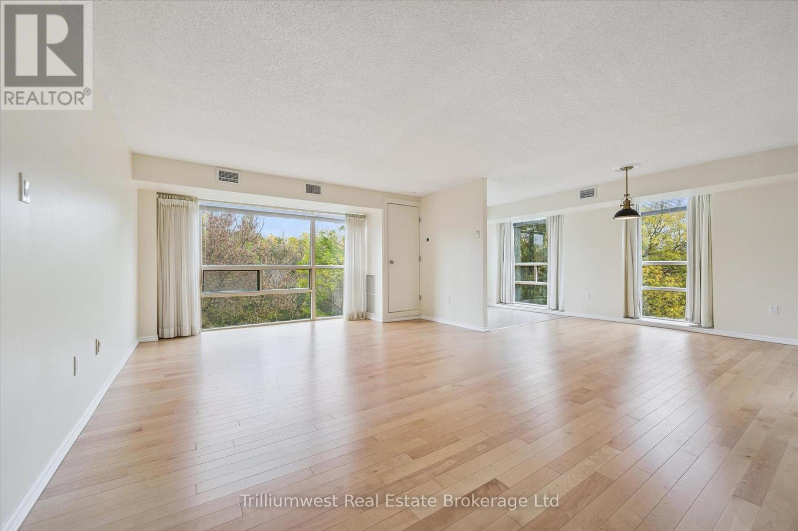 305 - 55 Blue Springs Drive, Waterloo, Ontario  N2J 4T3 - Photo 11 - X12491386