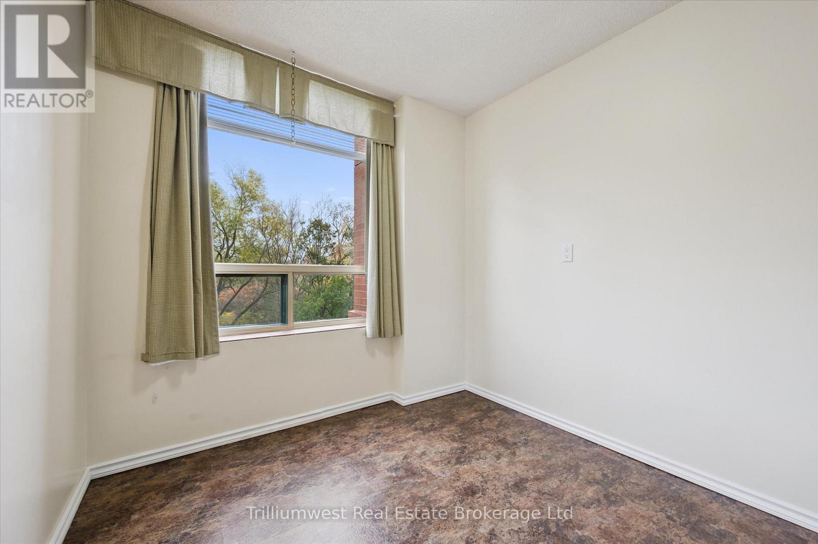 305 - 55 Blue Springs Drive, Waterloo, Ontario  N2J 4T3 - Photo 20 - X12491386