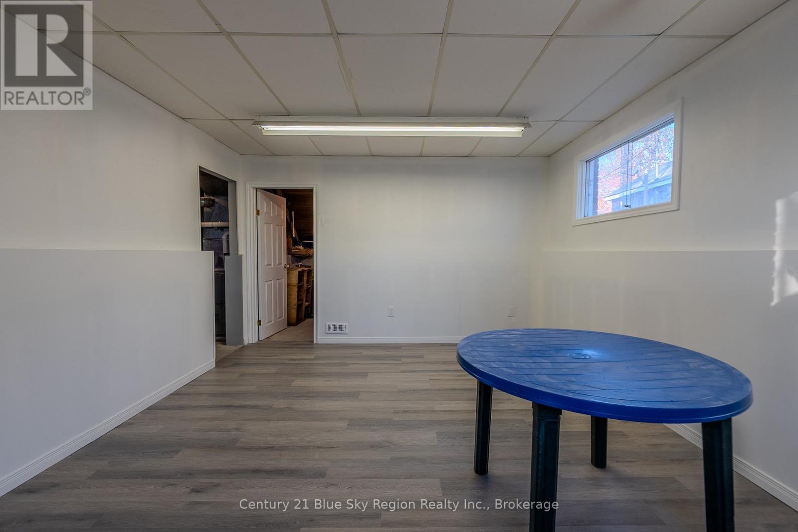 994 Premier Road, North Bay, Ontario  P1A 2H8 - Photo 22 - X12296953