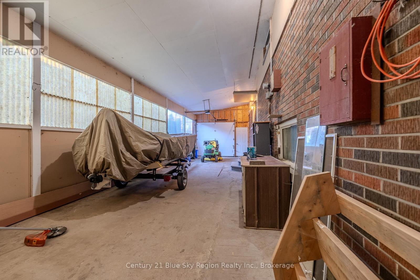 994 Premier Road, North Bay, Ontario  P1A 2H8 - Photo 26 - X12296953