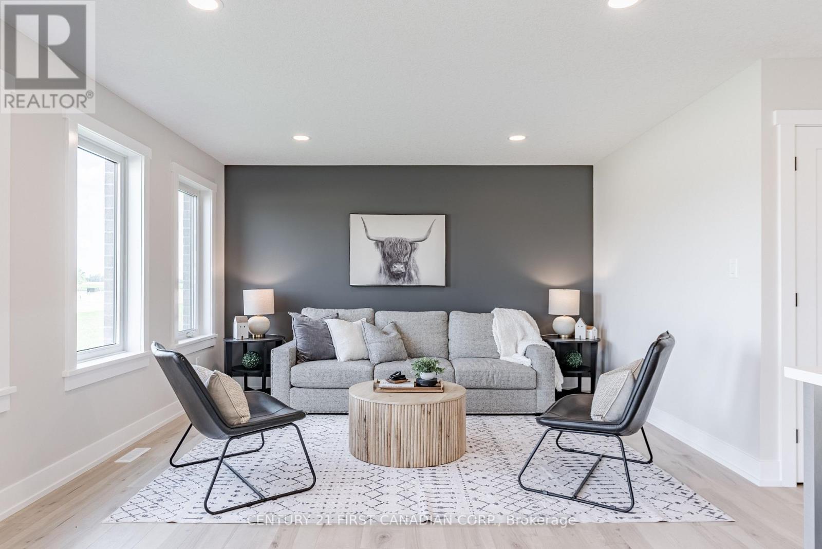 656 Ketter Way, Plympton-Wyoming, Ontario  N0N 1T0 - Photo 20 - X12298495