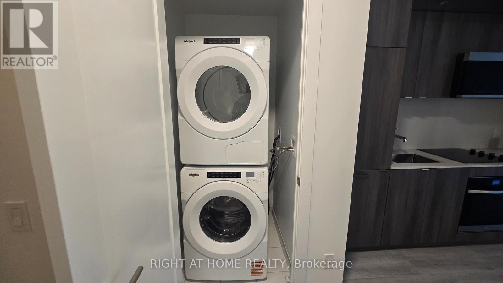 209 - 60 Central Park Road Way, Toronto (Islington-City Centre West), Ontario  M9A 0E6 - Photo 17 - W12482836