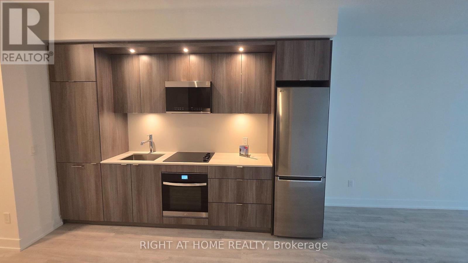 209 - 60 Central Park Road Way, Toronto (Islington-City Centre West), Ontario  M9A 0E6 - Photo 19 - W12482836