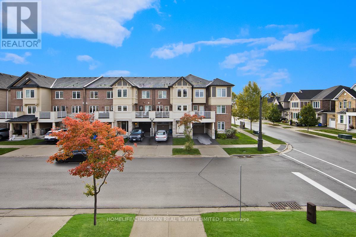 335 Ellen Davidson Drive, Oakville, Ontario  L6M 0V6 - Photo 11 - W12490876