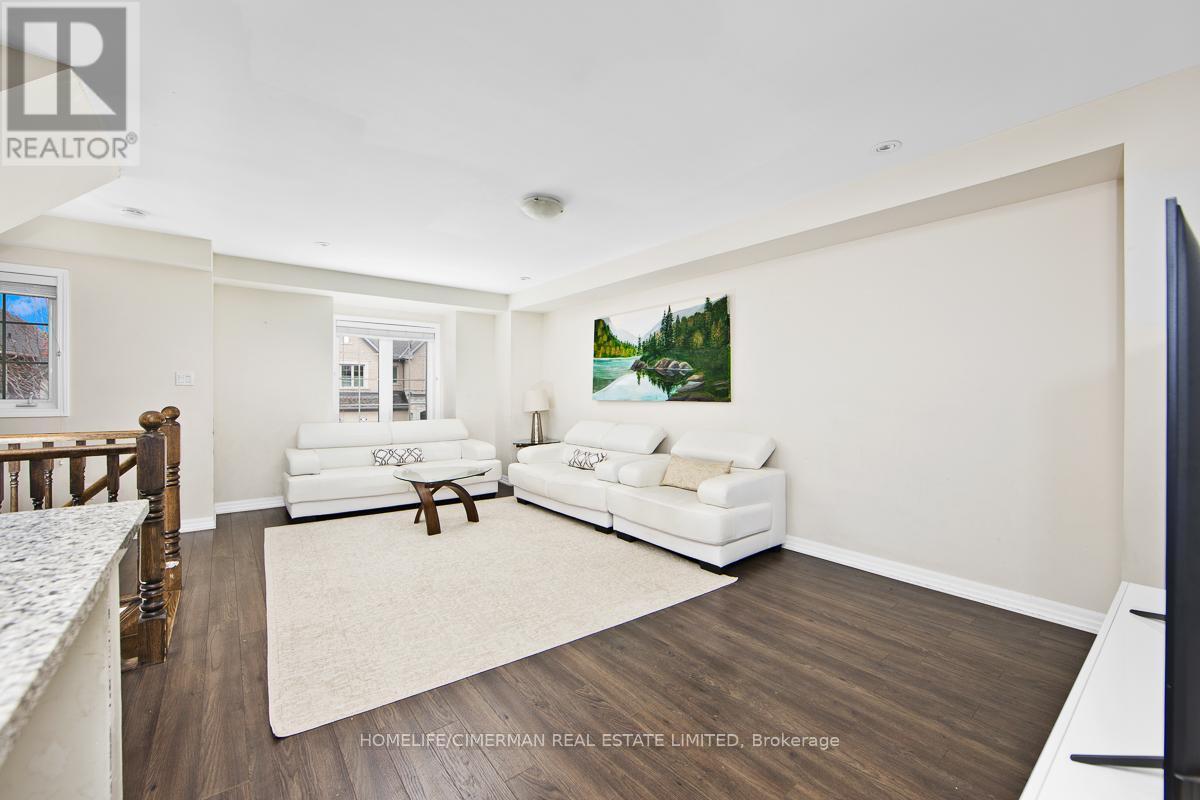 335 Ellen Davidson Drive, Oakville, Ontario  L6M 0V6 - Photo 7 - W12490876