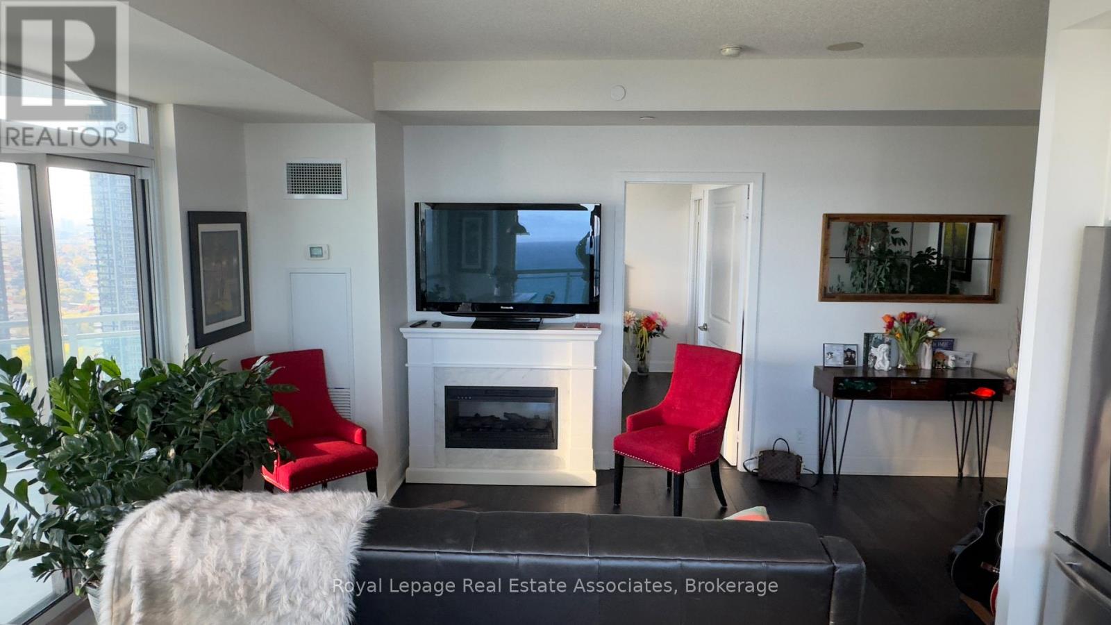 3010 - 33 Shore Breeze Drive, Toronto, Ontario  M8V 0G1 - Photo 14 - W12490886