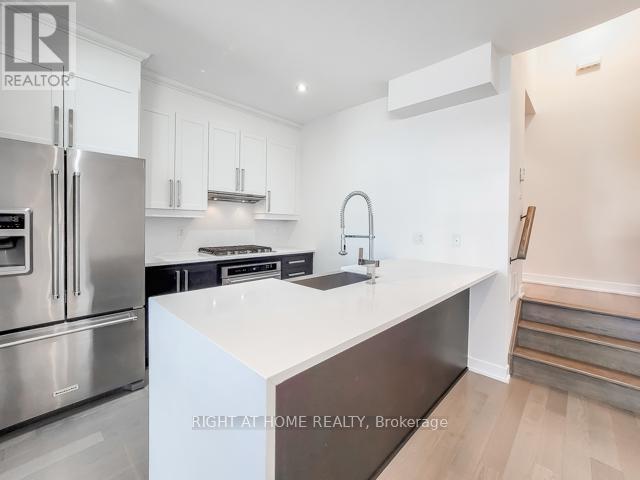 2 - 4020 Parkside Village Drive, Mississauga, Ontario  L5B 0K2 - Photo 6 - W12490890