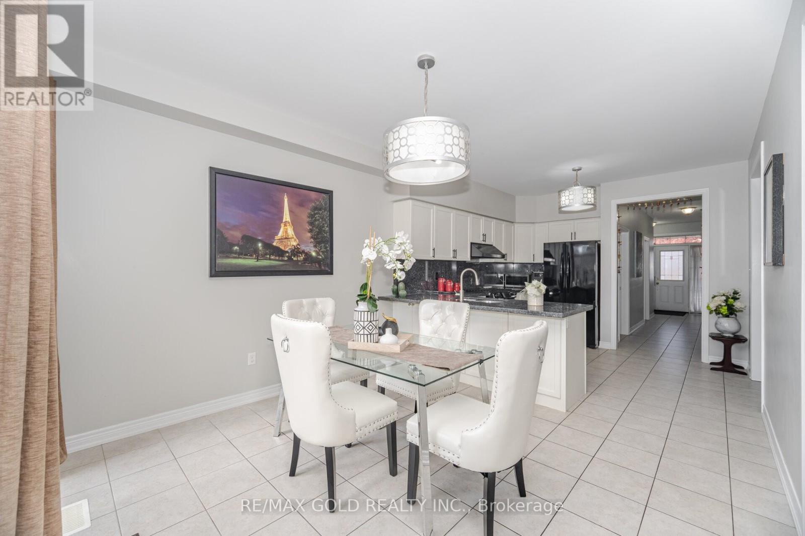 262 Thorndale Road, Brampton, Ontario  L6P 3H2 - Photo 8 - W12490928