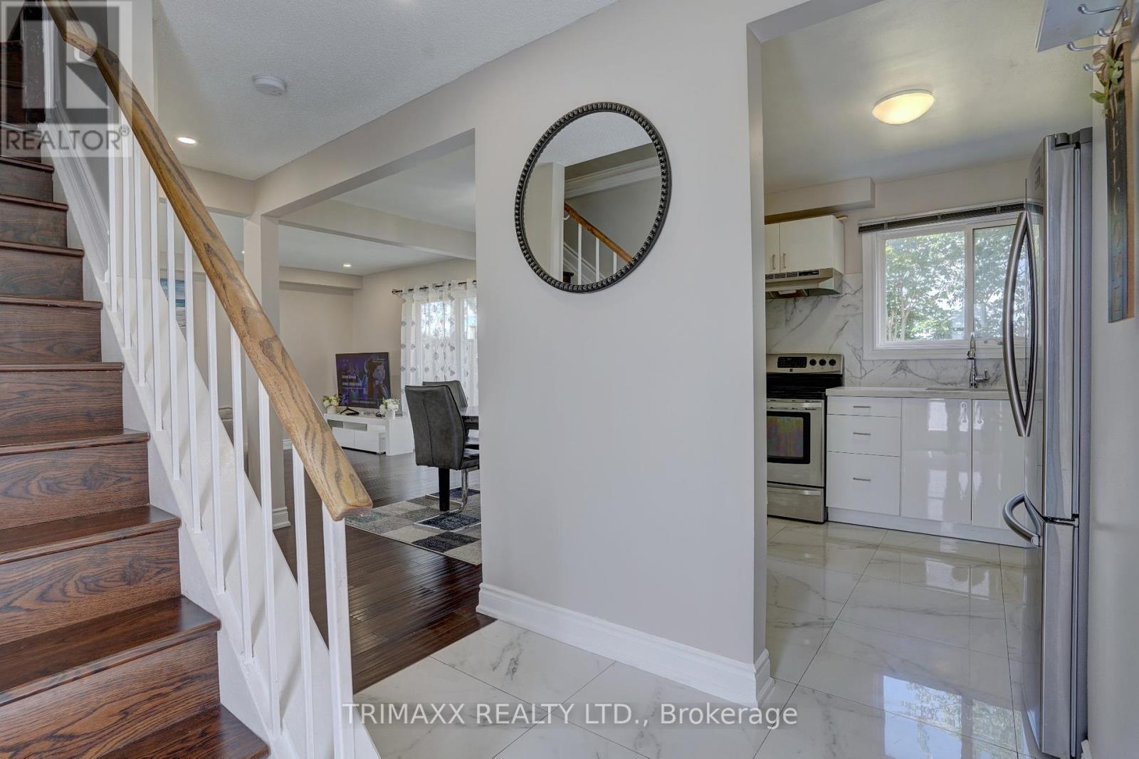 13 Havendale Ct Court, Brampton, Ontario  L6S 2B5 - Photo 3 - W12490938