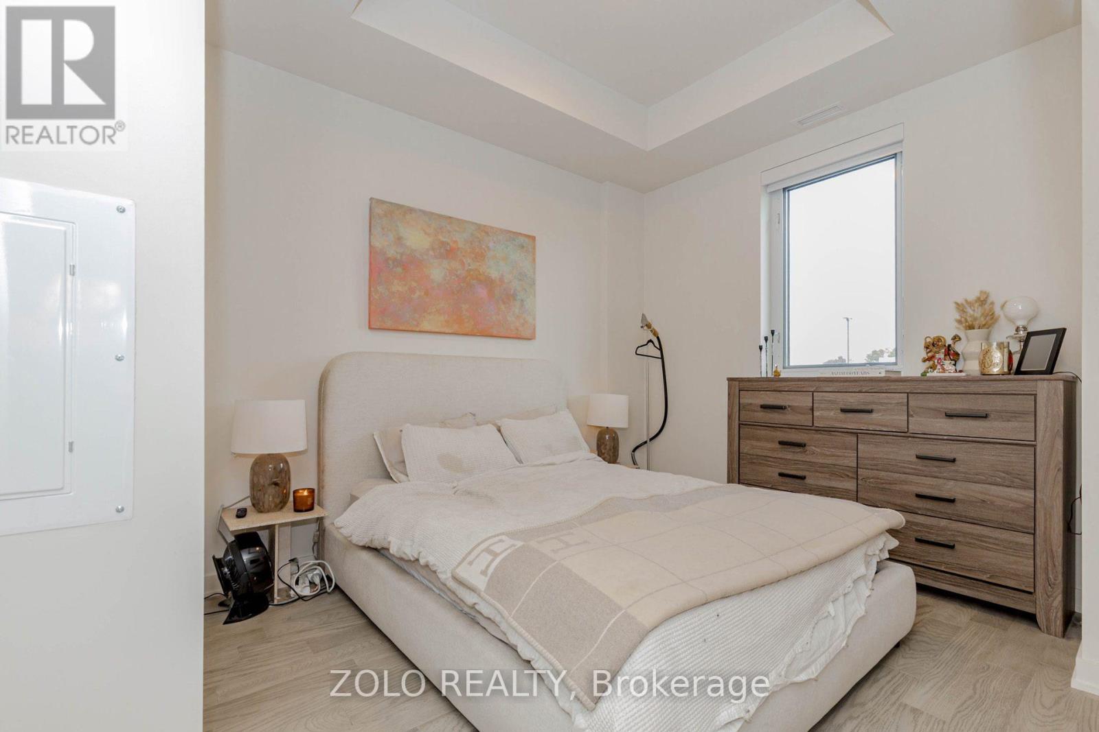 208 - 123 Maurice Drive, Oakville, Ontario  L6K 2W6 - Photo 18 - W12490940